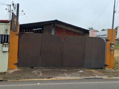 Casa Polideportivo - Exterior